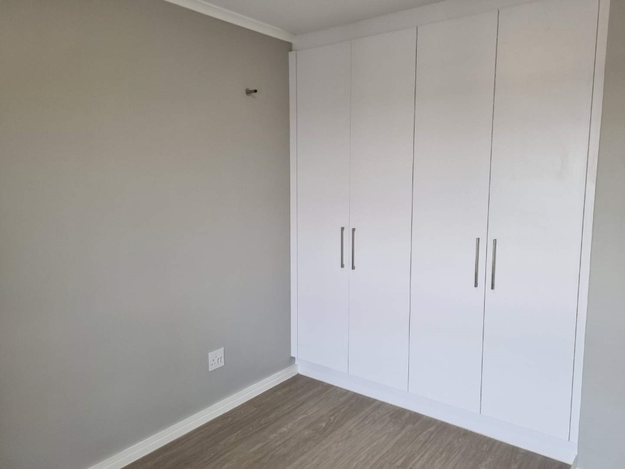 To Let 2 Bedroom Property for Rent in Sonstraal Western Cape